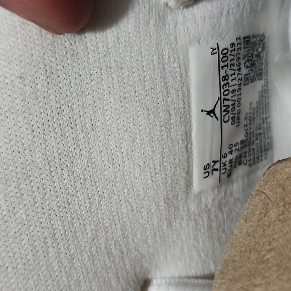 Women's Jordans Carolina Blue and White - Picture 6 of 6